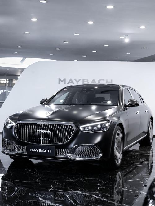 重庆7岚图汽车的售后服务让用户无忧出行，迈巴赫未来的豪华车趋势